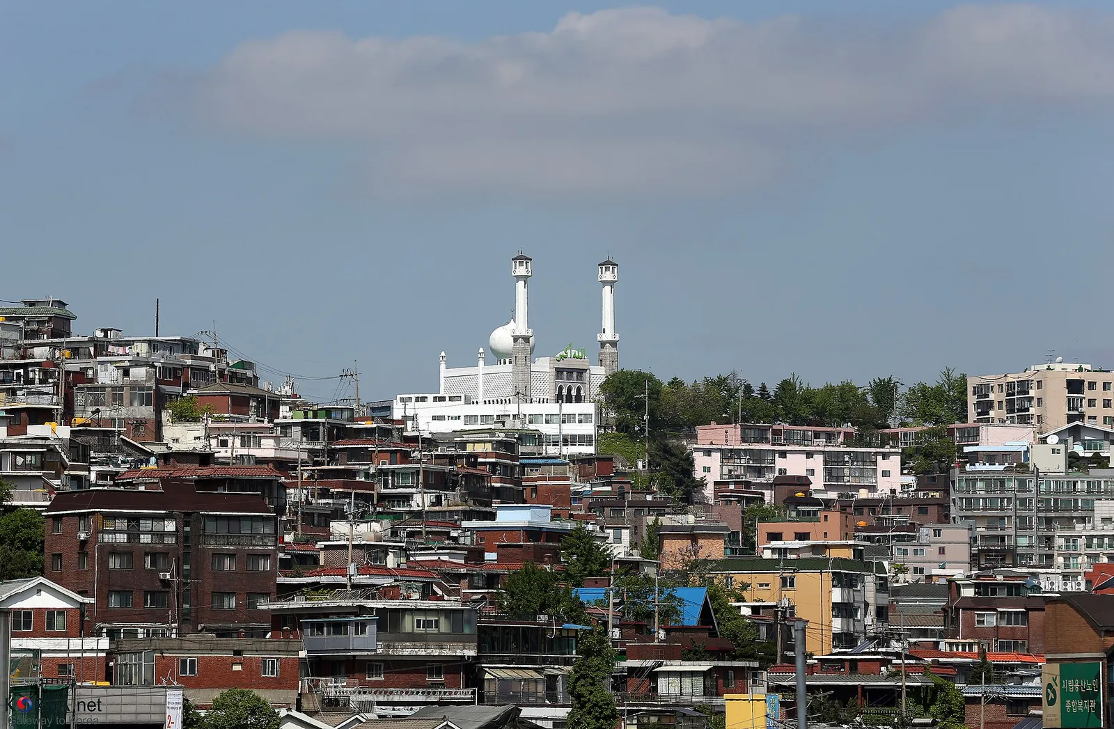 Seoul Central Mosque on the hill above Itaewon